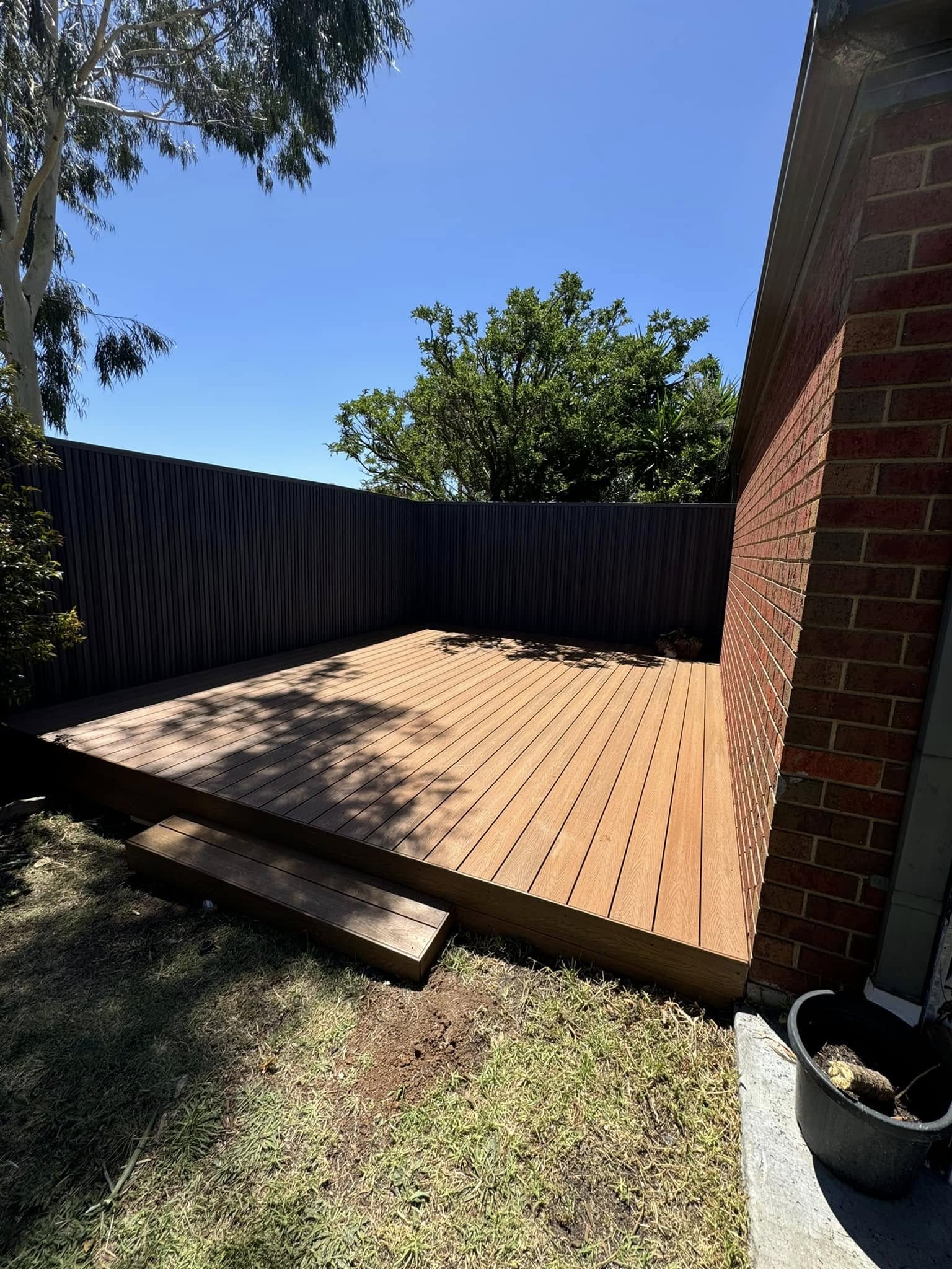Erina - Elevated Timber Deck