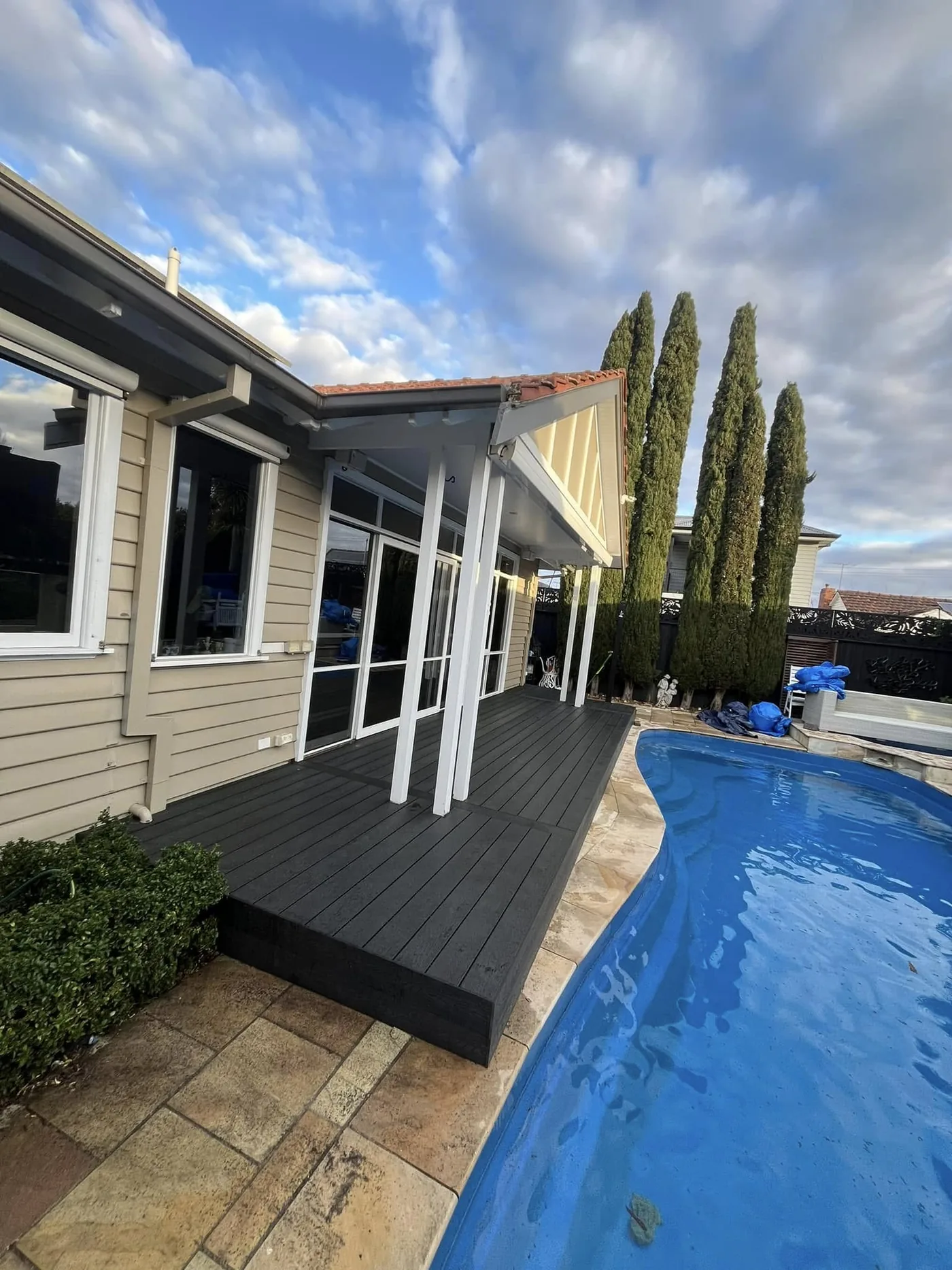 Woy Woy - Composite Pool Deck